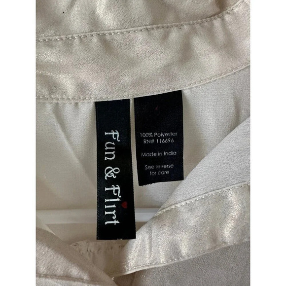 Fun & Flirt women’s size Medium Blouse - Picture 5 of 9